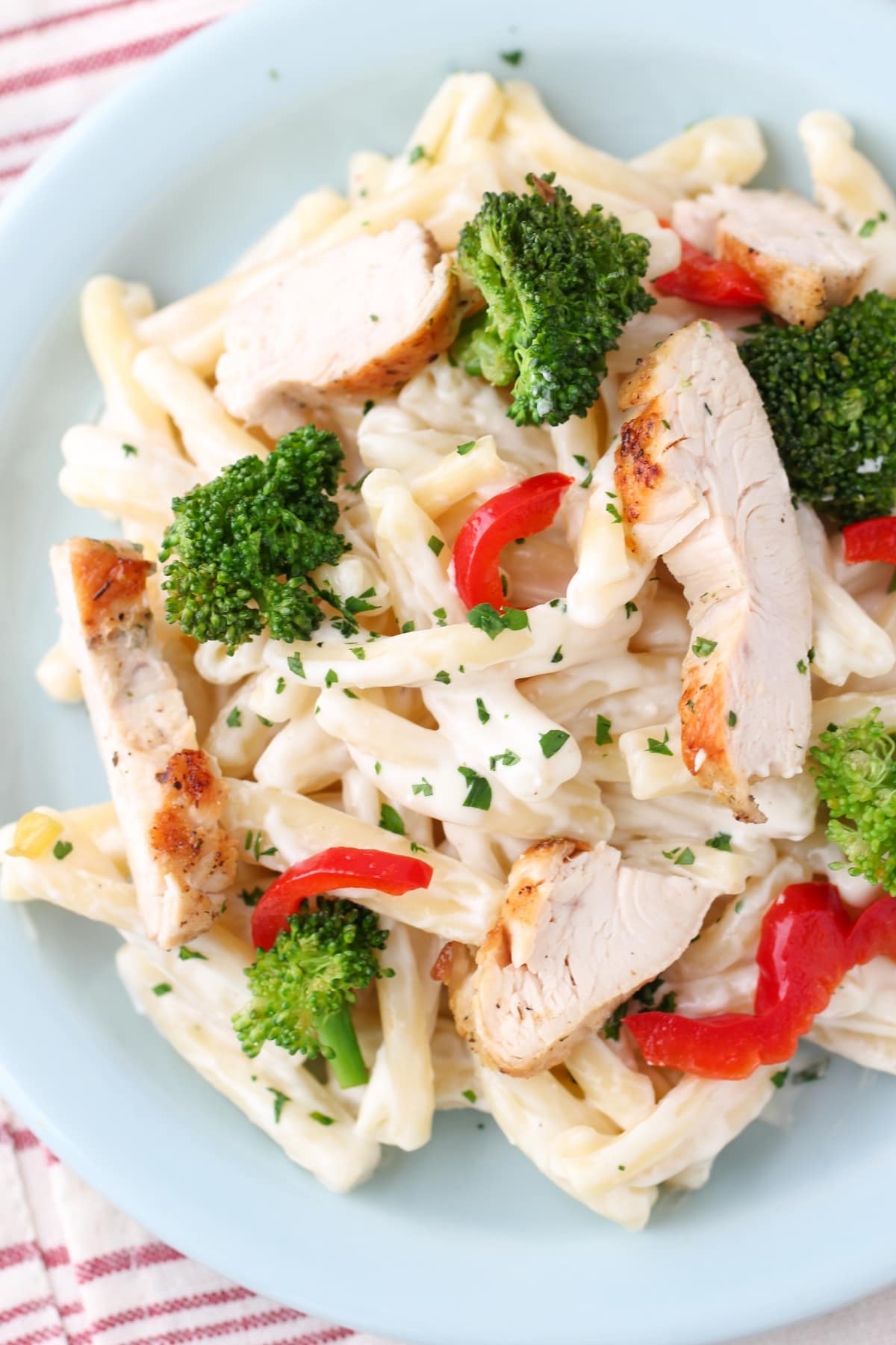 Chicken-Alfredo-Pasta