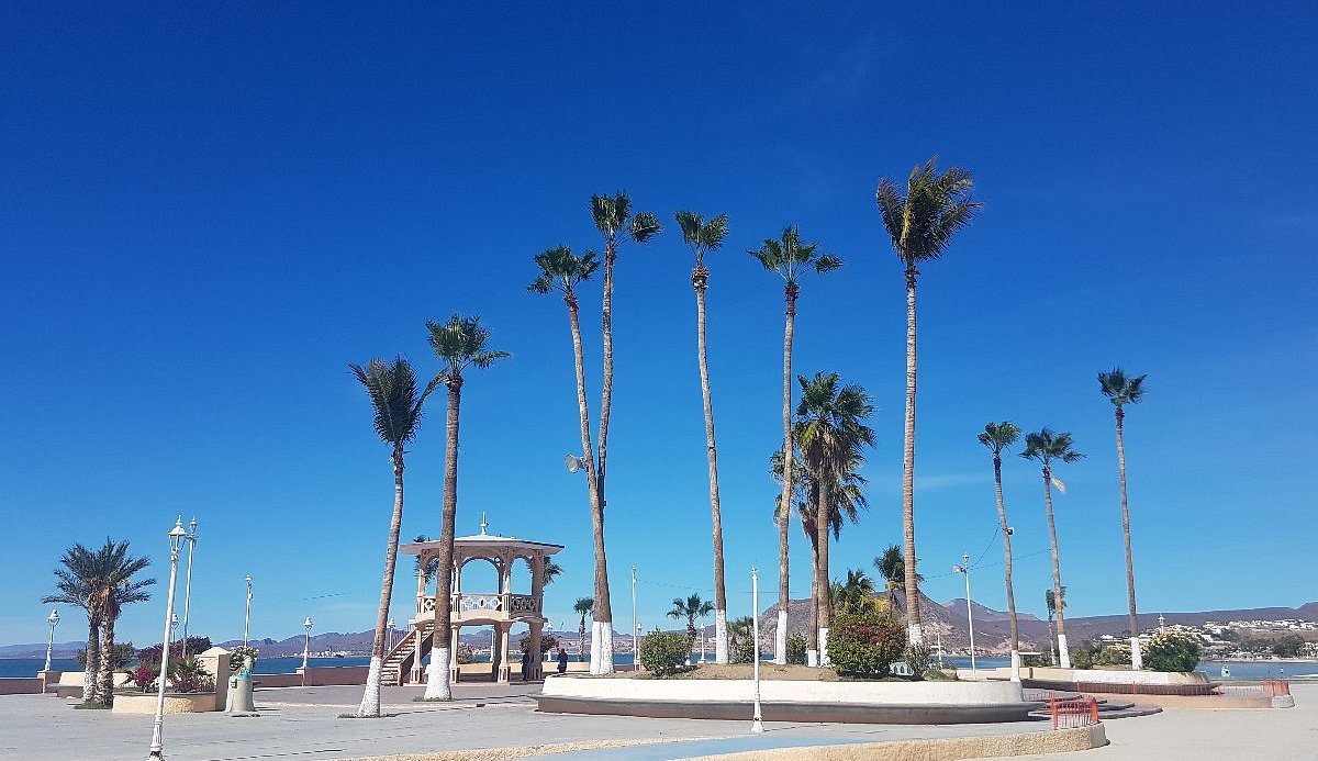 Sipping Margaritas and Soaking Up the Sun in La Paz, Mexico