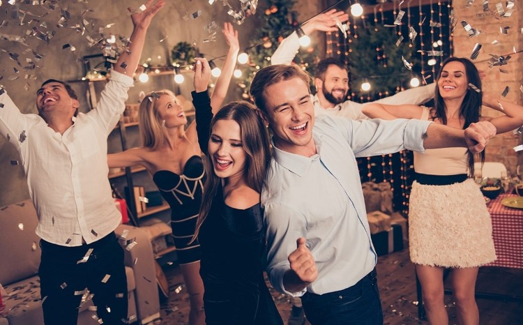 25 Things to Do on New Year’s Eve at Home