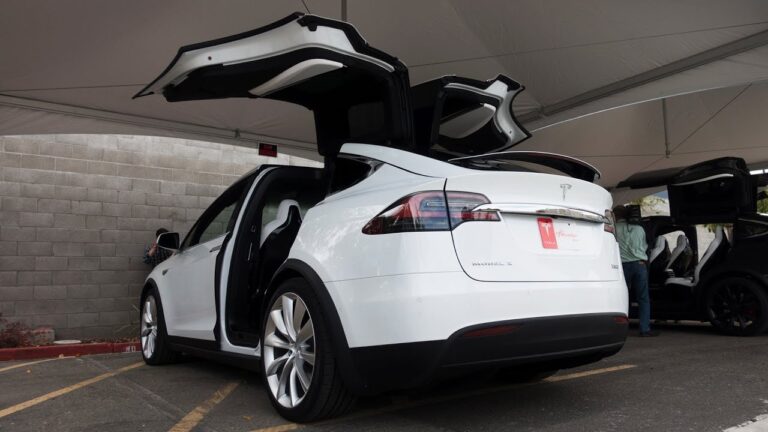 How to Charge a Tesla: A Complete Guide to Charging Times and Equipment